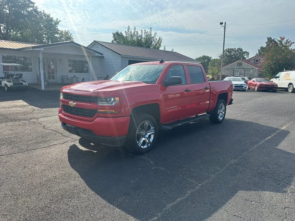 2018 CHEVROLET Silverado