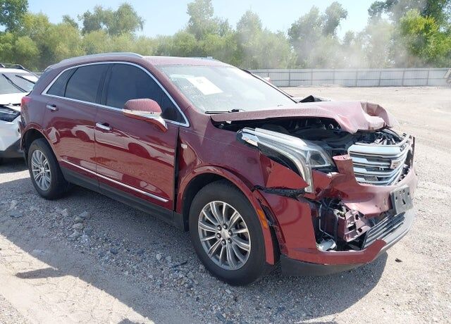 2017 CADILLAC XT5