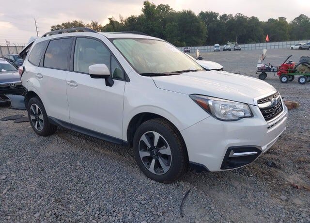 2018 SUBARU Forester