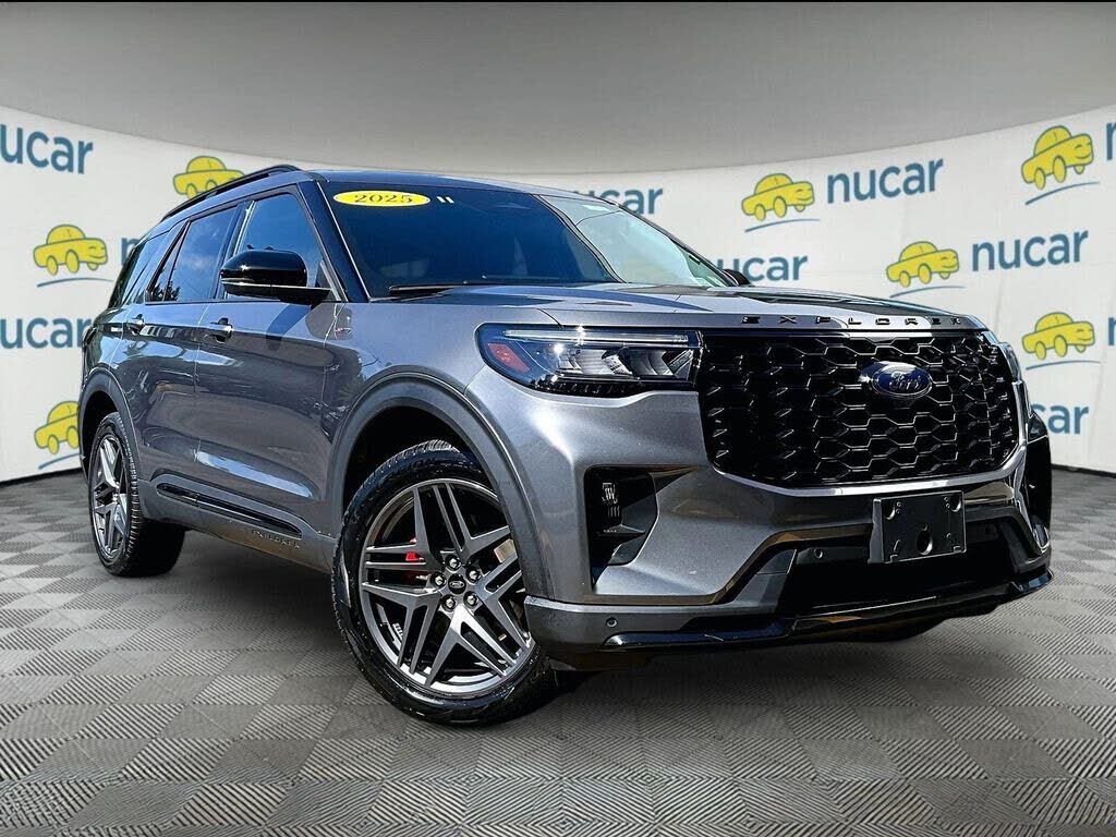 2025 FORD Explorer