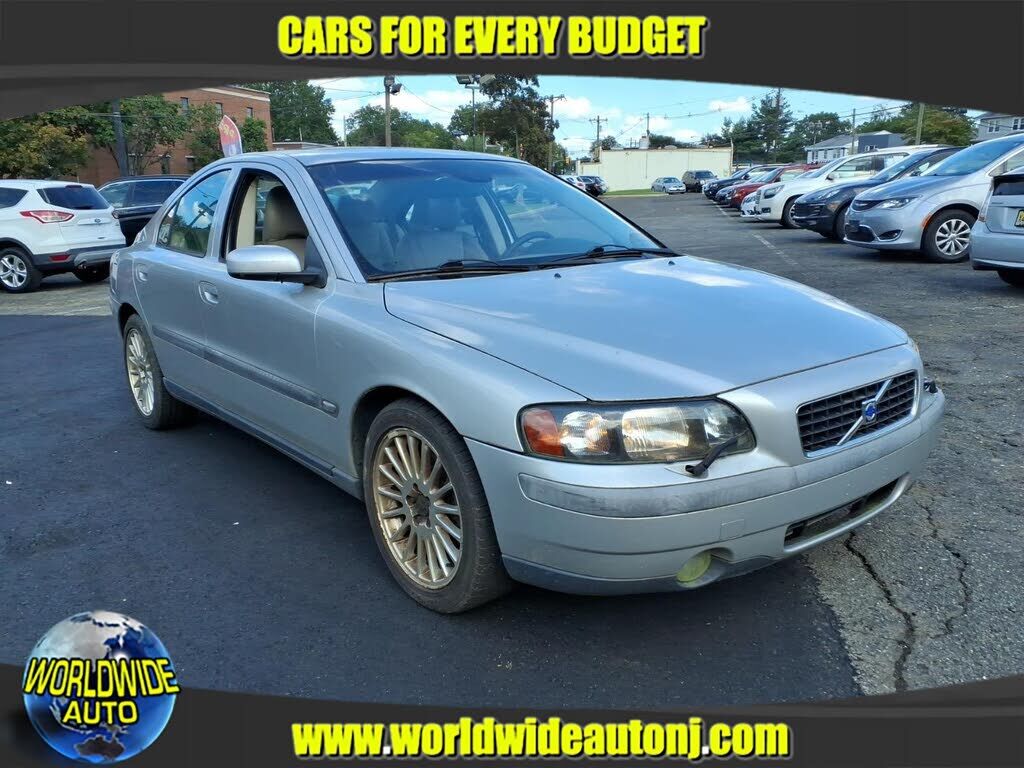 2004 VOLVO S60