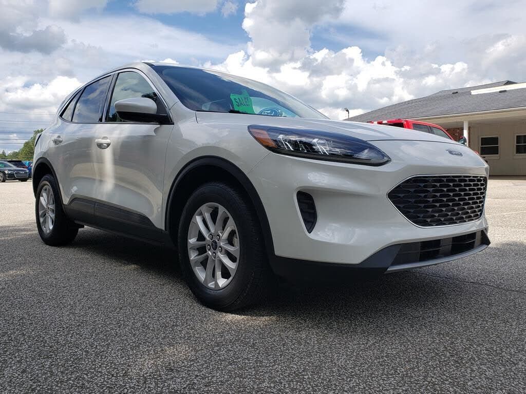 2020 FORD Escape