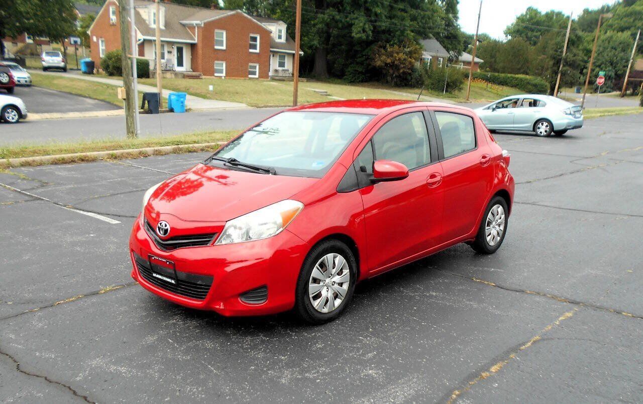 2014 TOYOTA Yaris
