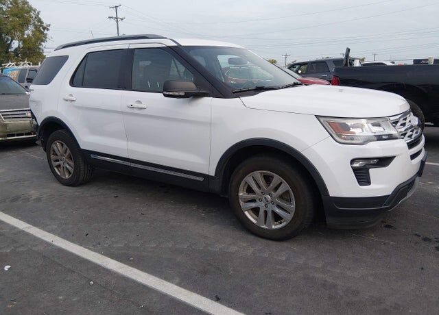 2019 FORD Explorer