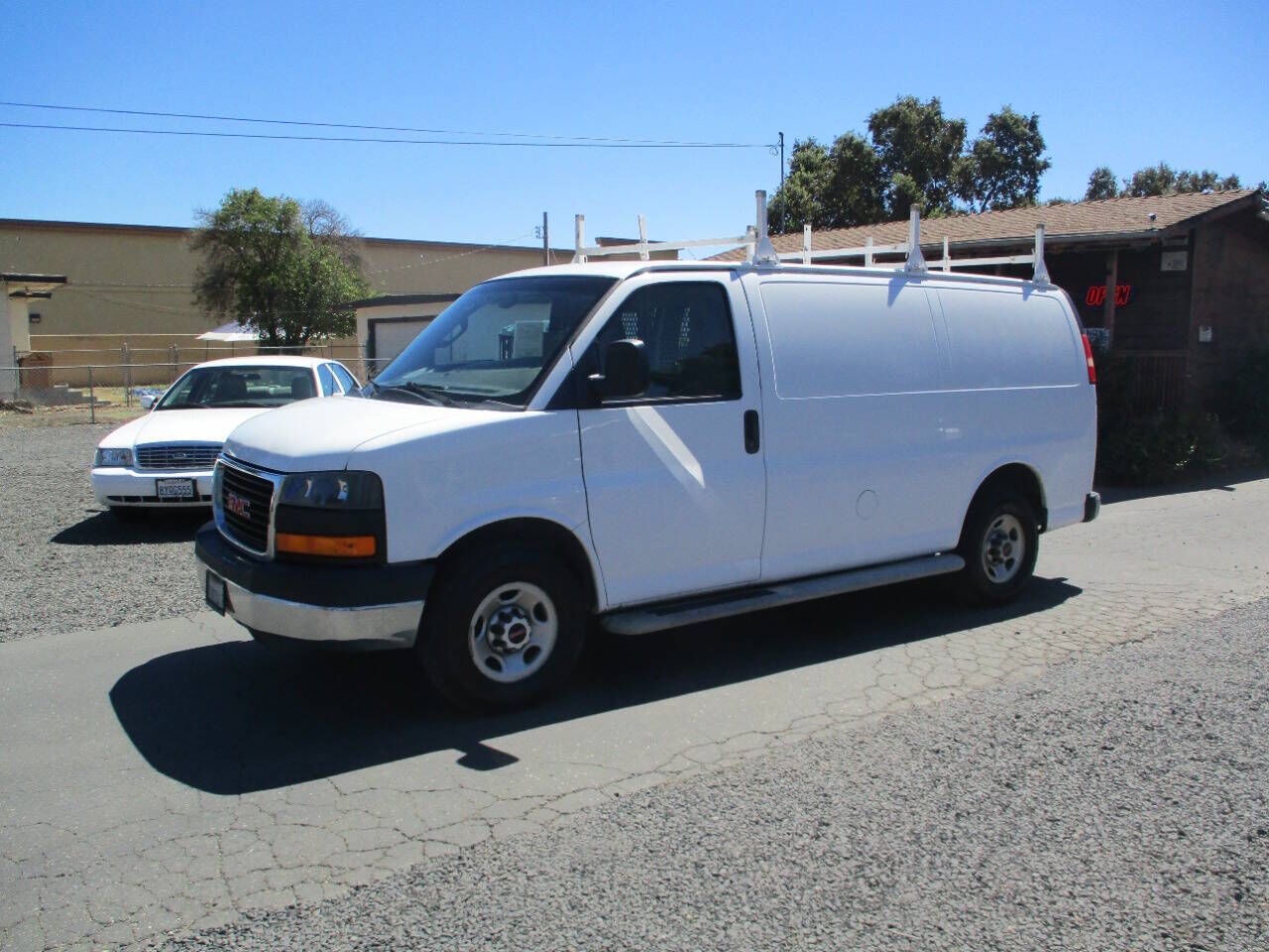 2016 GMC Savana