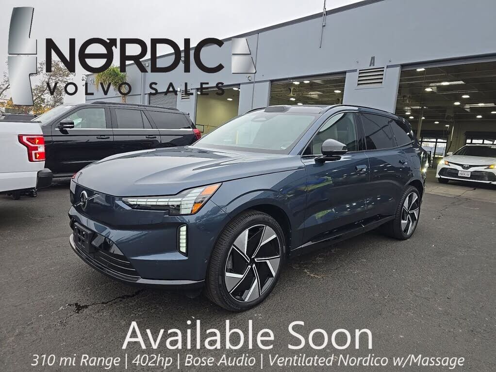 2025 VOLVO EX90