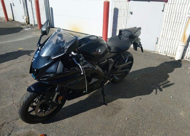 2023 YAMAHA R7