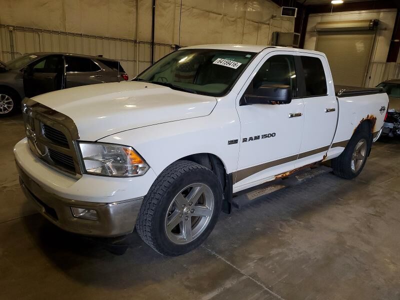 2012 DODGE Ram
