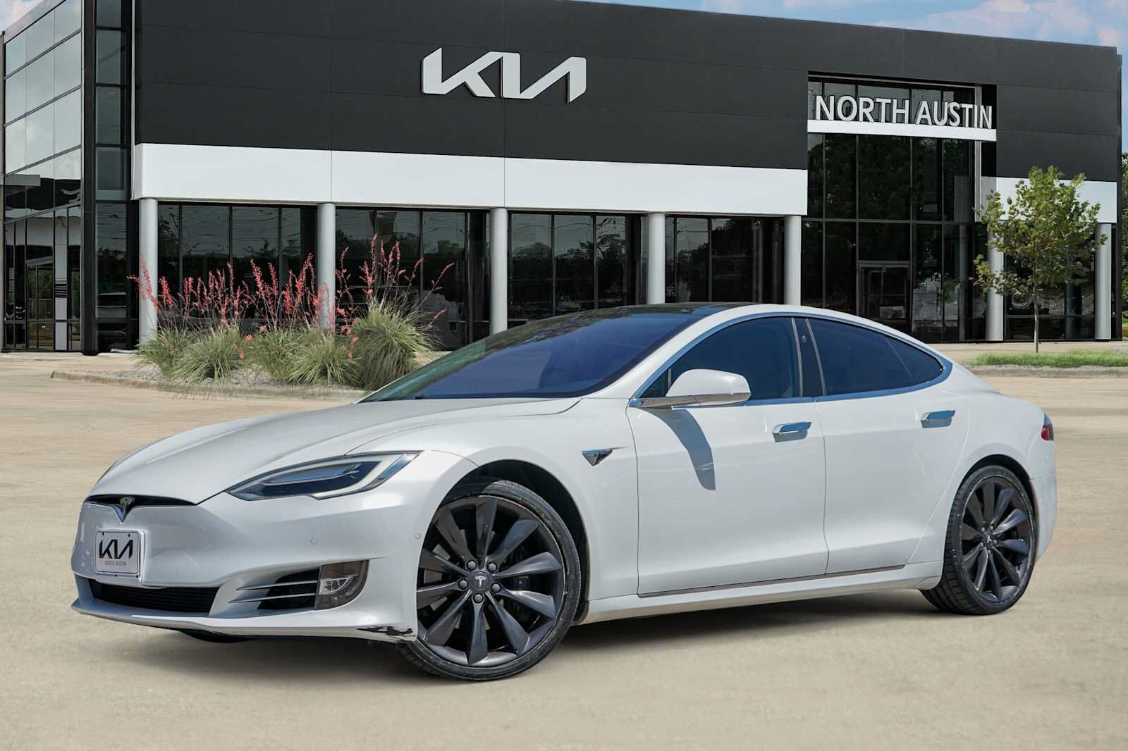 2017 TESLA Model S
