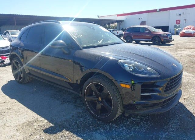 2019 PORSCHE Macan