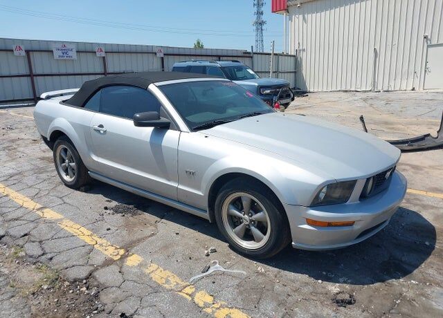 2006 FORD Mustang