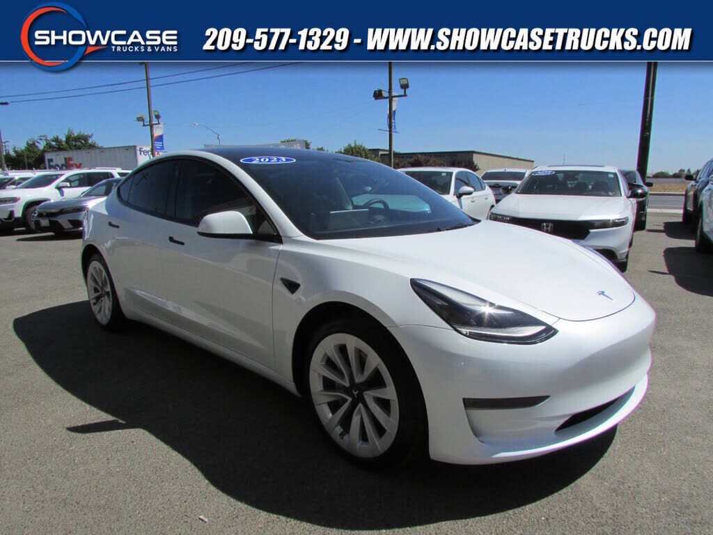 2023 TESLA Model 3