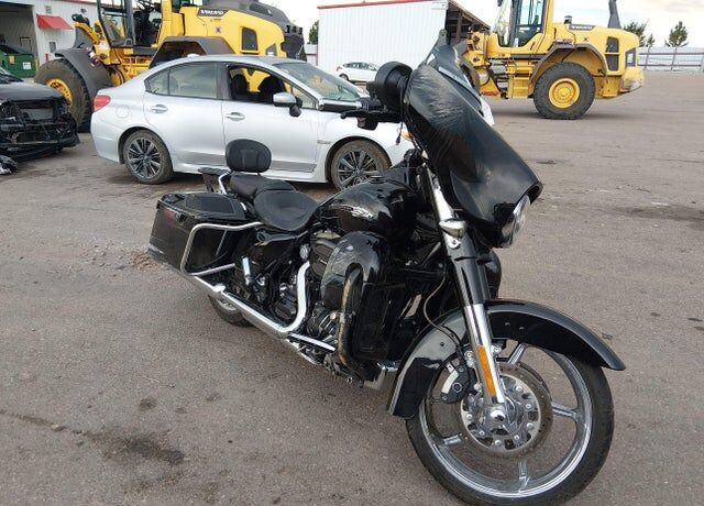 2015 HARLEY DAVIDSON CVO Street Glide Special