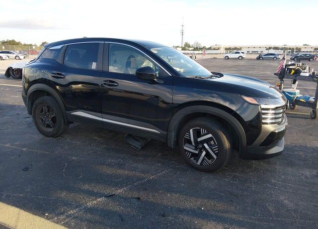 2025 NISSAN Kicks