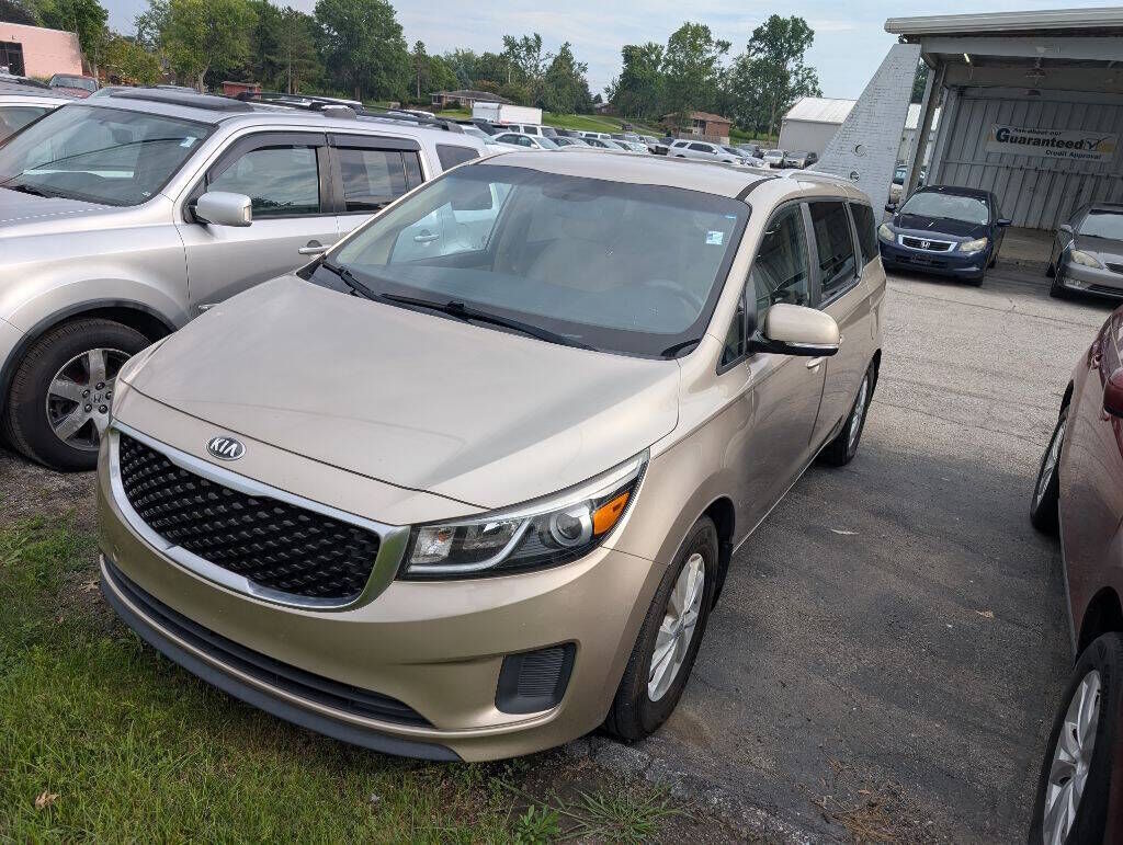 2016 KIA Sedona
