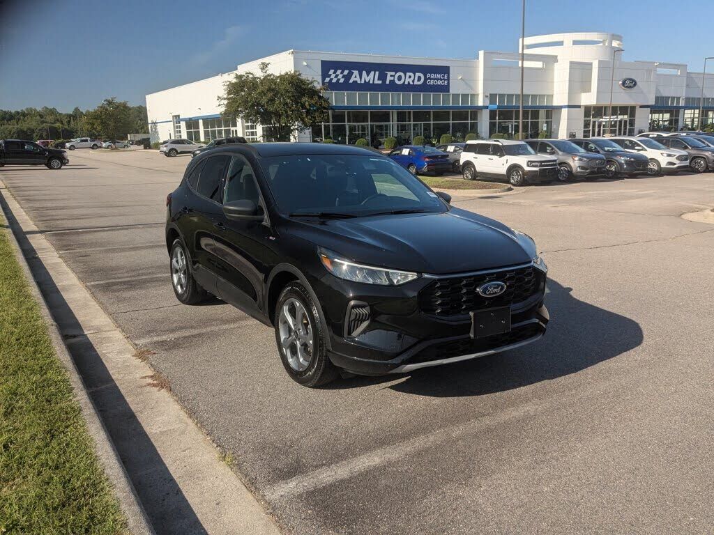2025 FORD Escape