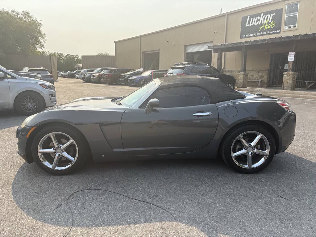 2008 SATURN Sky