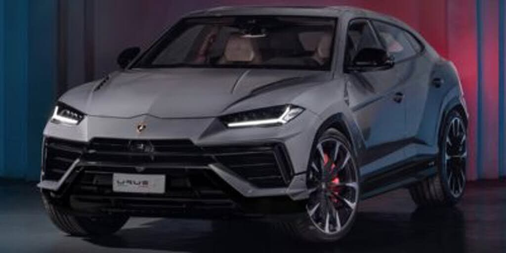 2023 LAMBORGHINI URUS