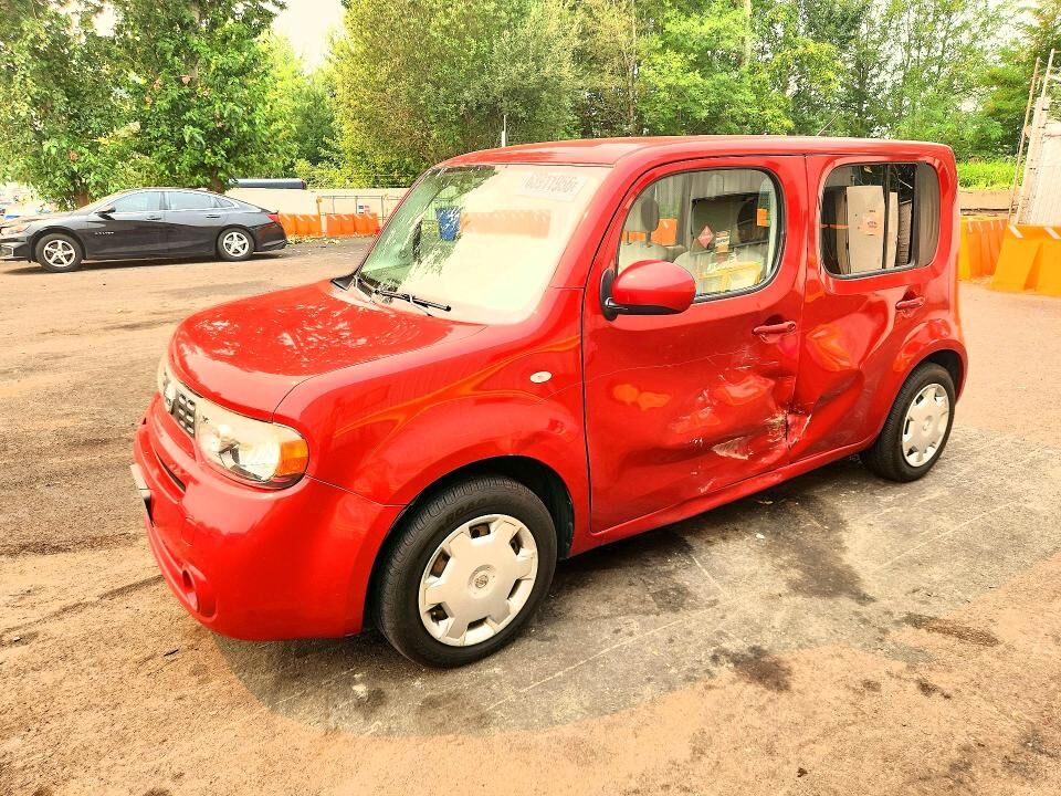2010 NISSAN Cube