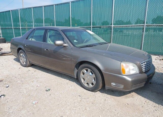 2002 CADILLAC Deville