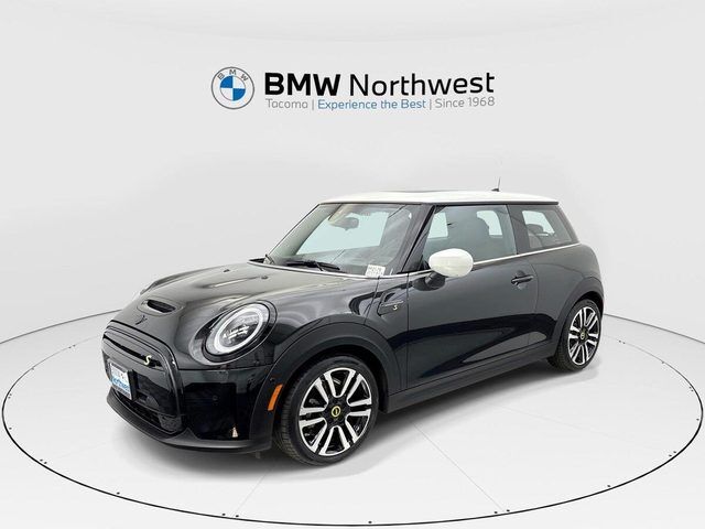 2023 MINI Hardtop