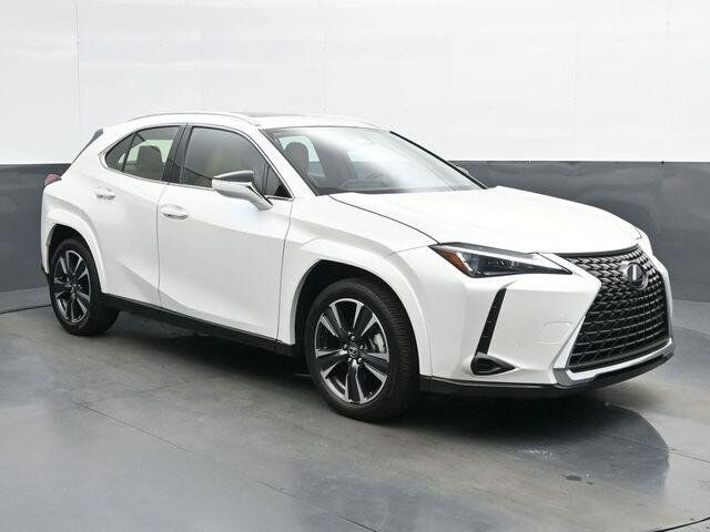 2025 LEXUS UX