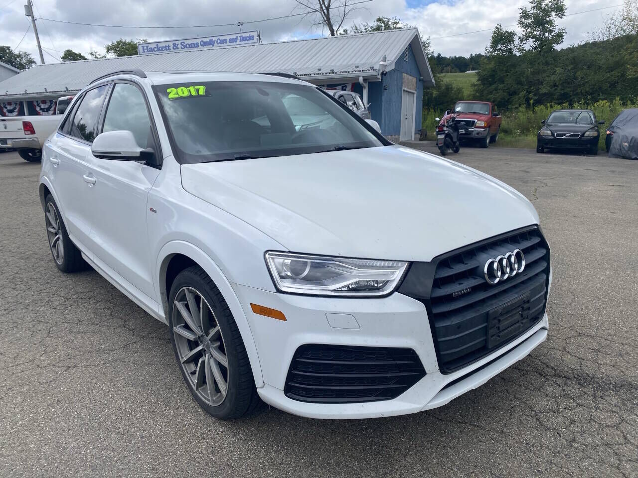 2017 AUDI Q3
