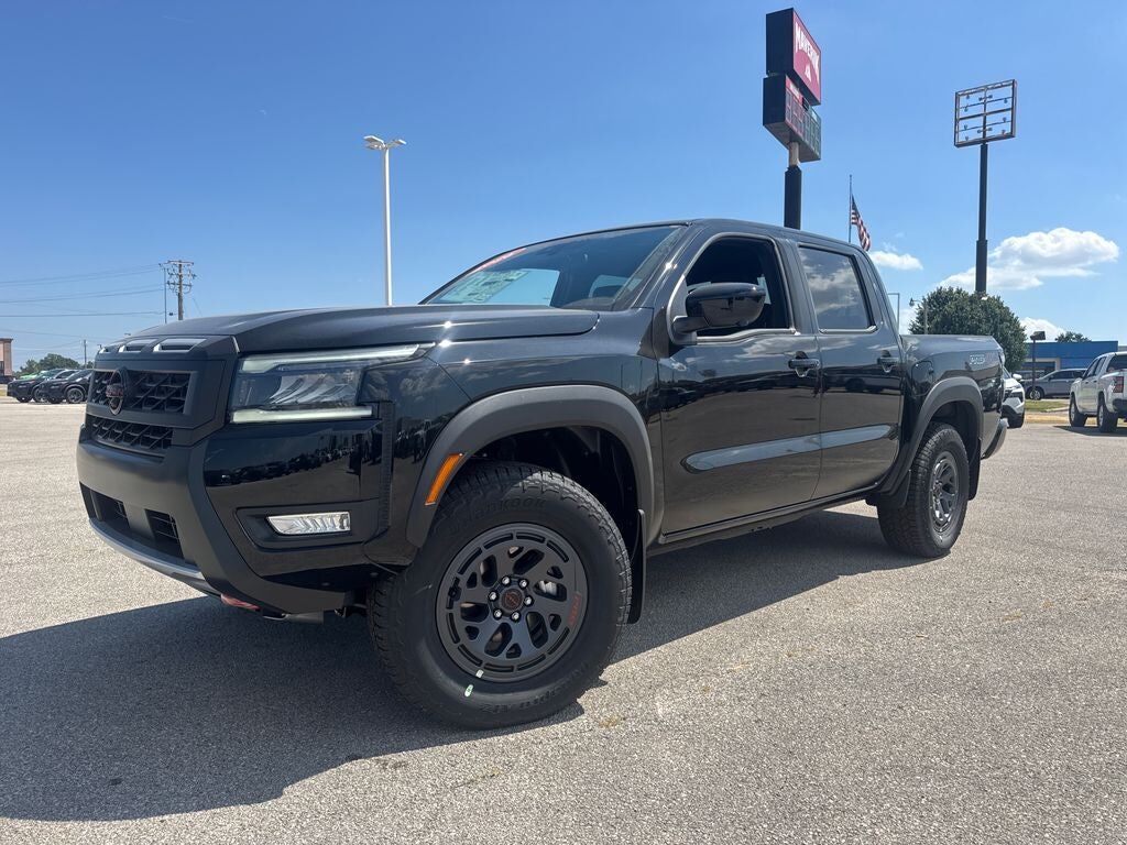 2026 NISSAN Frontier
