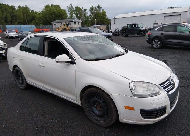 2010 VOLKSWAGEN Jetta
