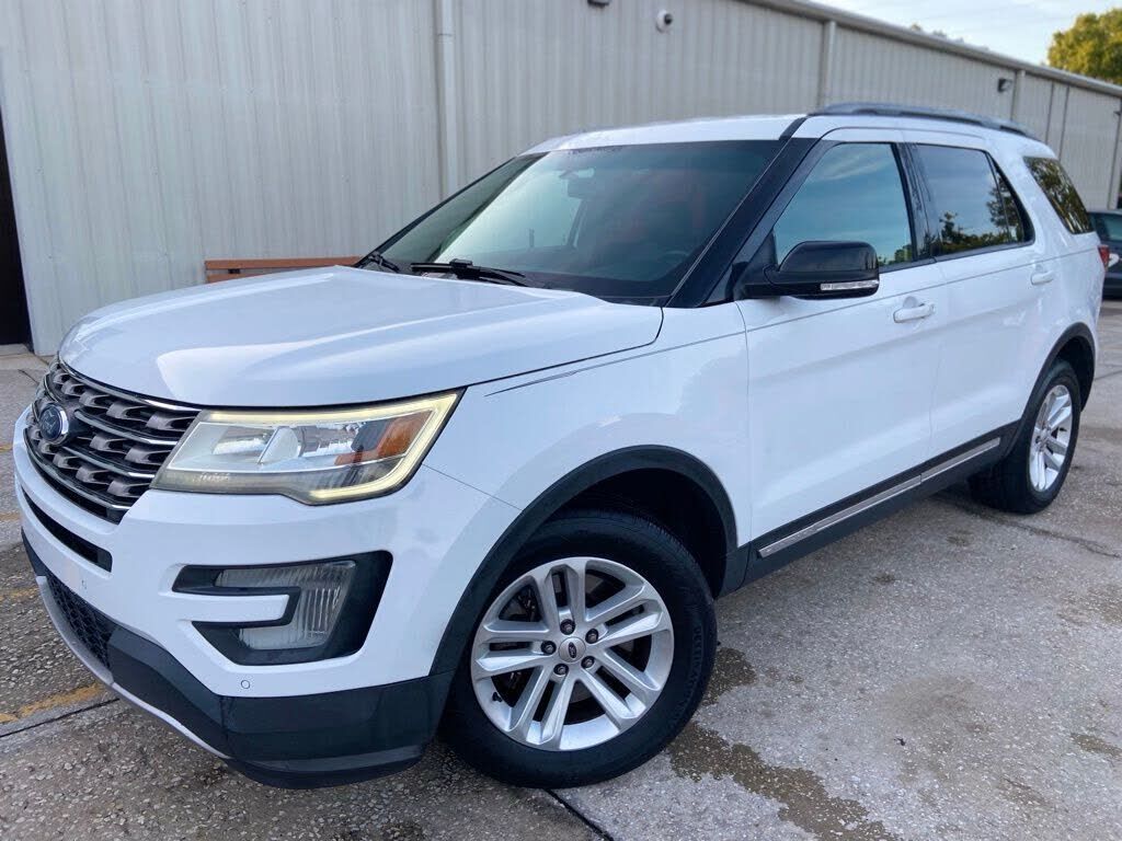 2016 FORD Explorer