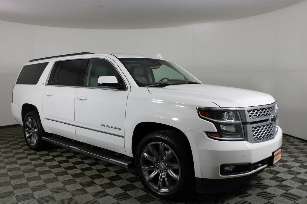 2018 CHEVROLET Suburban