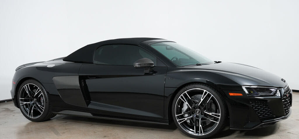 2022 AUDI R8