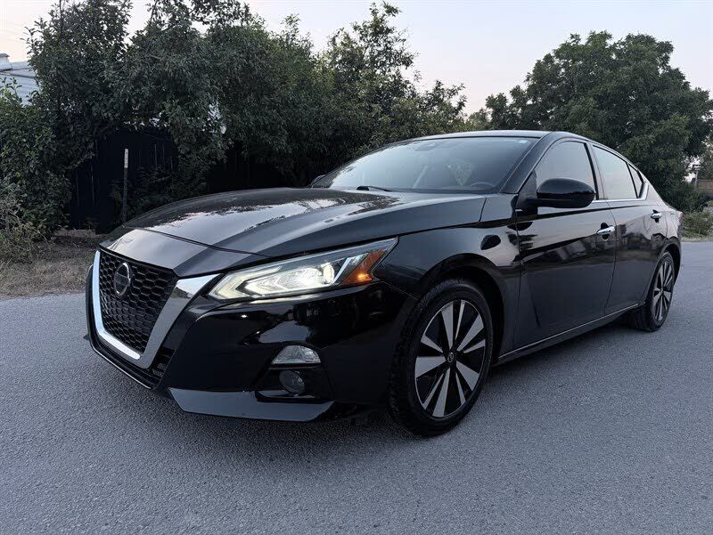 2019 NISSAN Altima