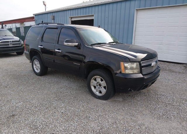 2011 CHEVROLET Tahoe