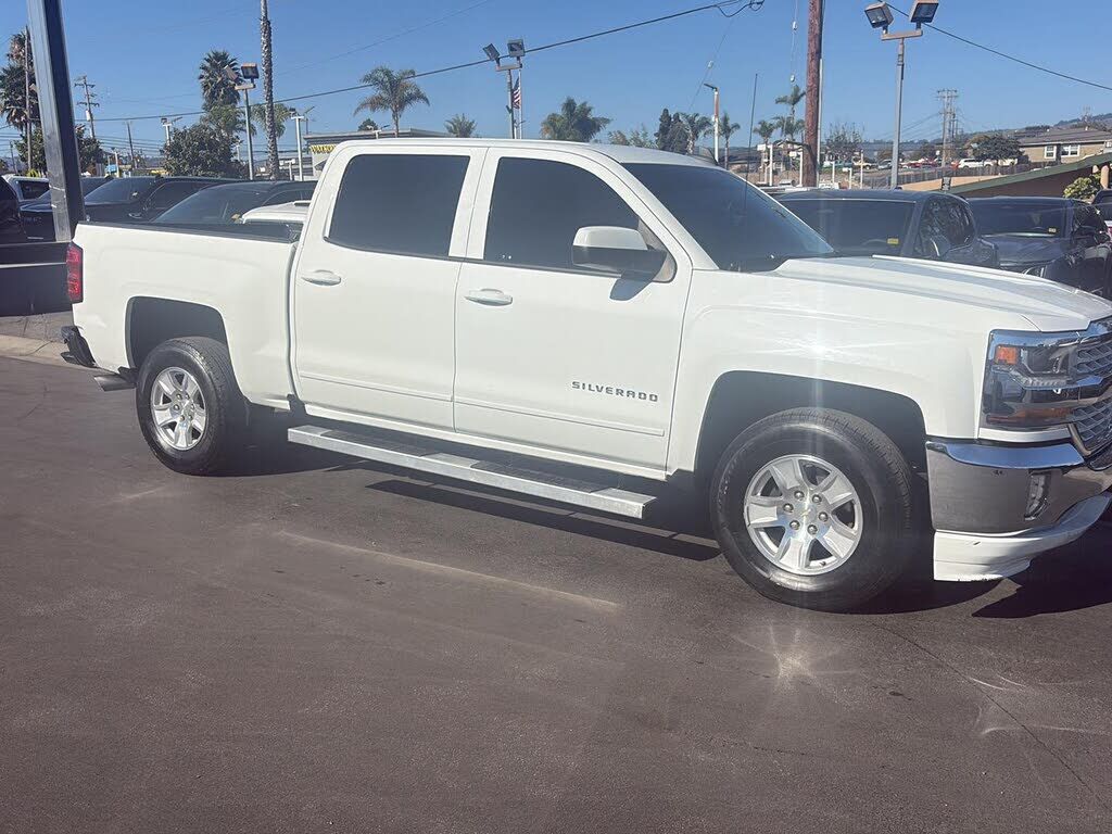 2018 CHEVROLET Silverado