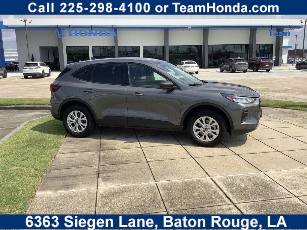 2025 FORD Escape
