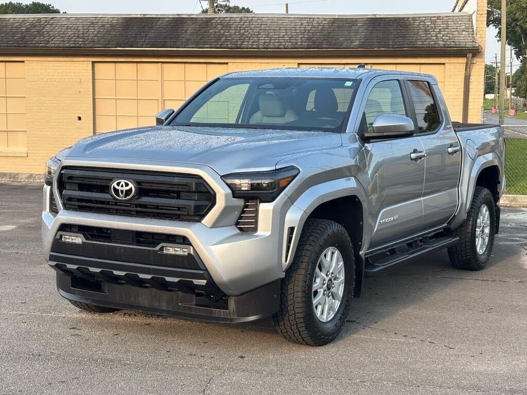 2025 TOYOTA Tacoma
