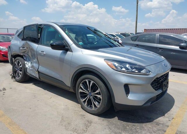 2022 FORD Escape