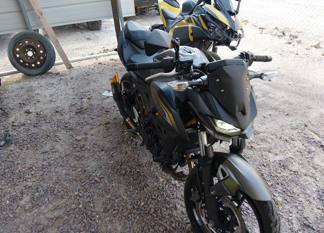 2026 KAWASAKI Z500