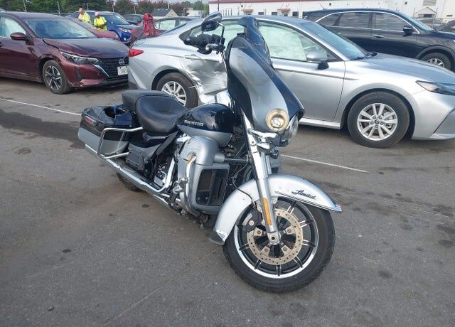 2019 HARLEY DAVIDSON FLHTK / ULTRA LIMITED
