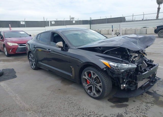 2021 KIA Stinger