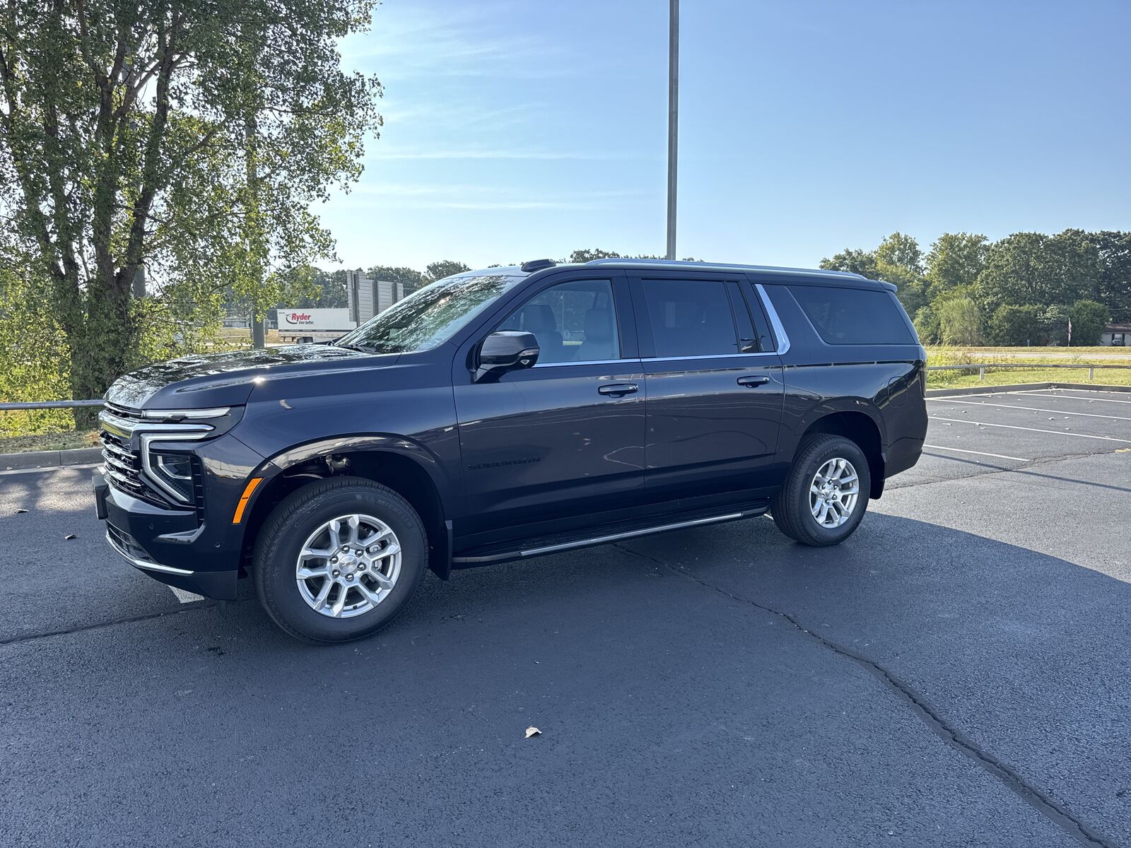 2026 CHEVROLET Suburban
