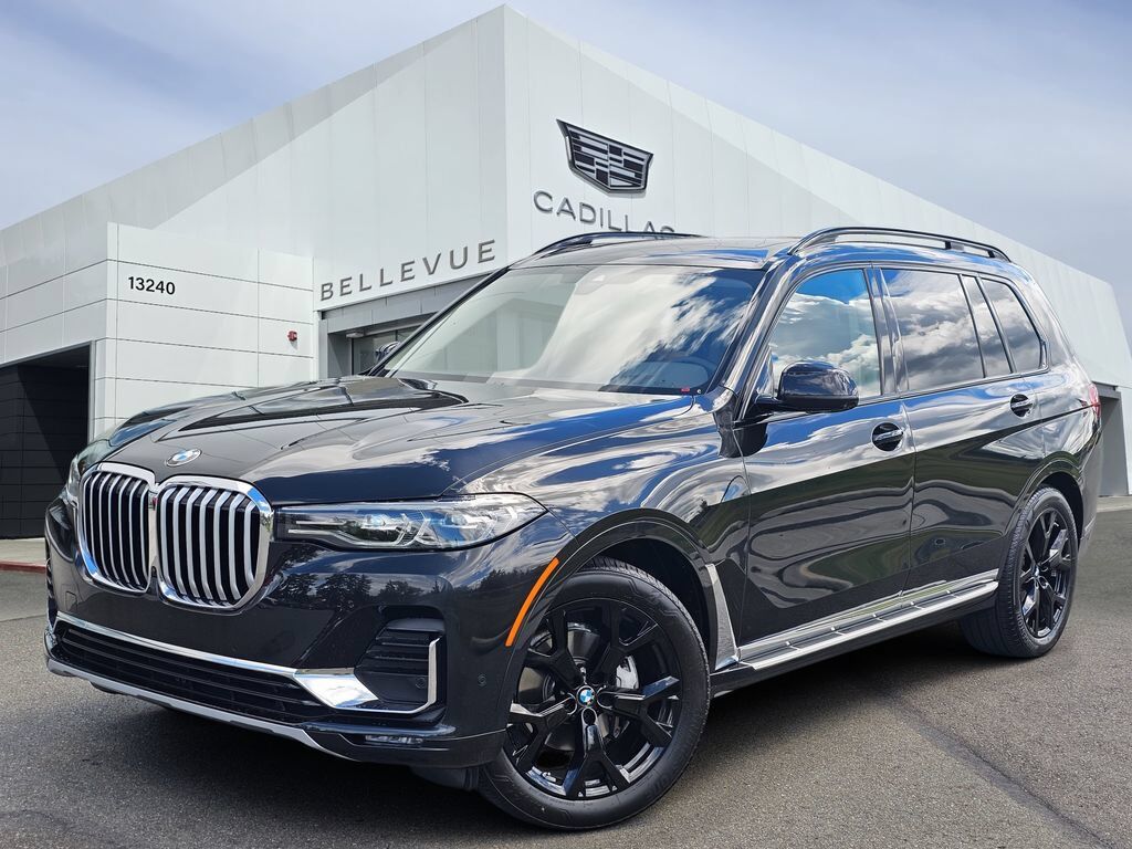 2022 BMW X7
