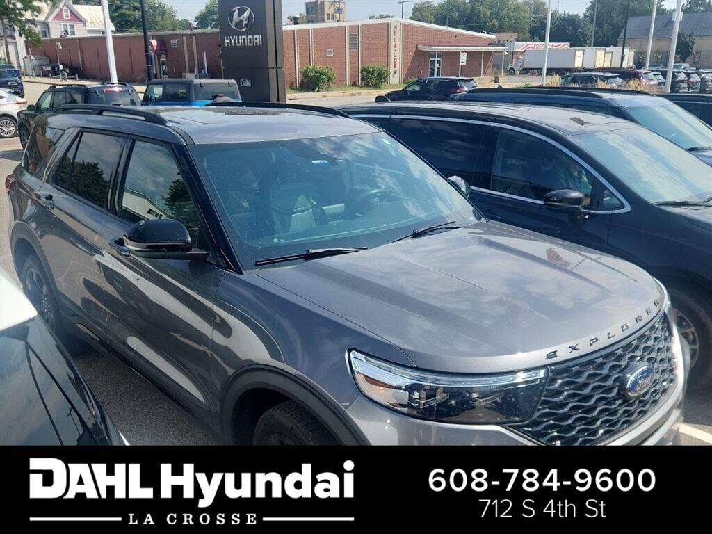 2021 FORD Explorer