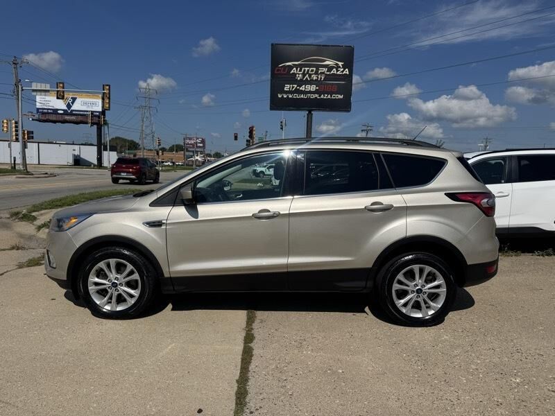 2017 FORD Escape
