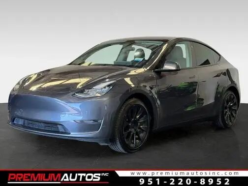 2022 TESLA Model Y