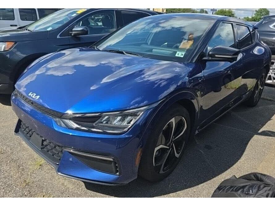 2023 KIA EV6