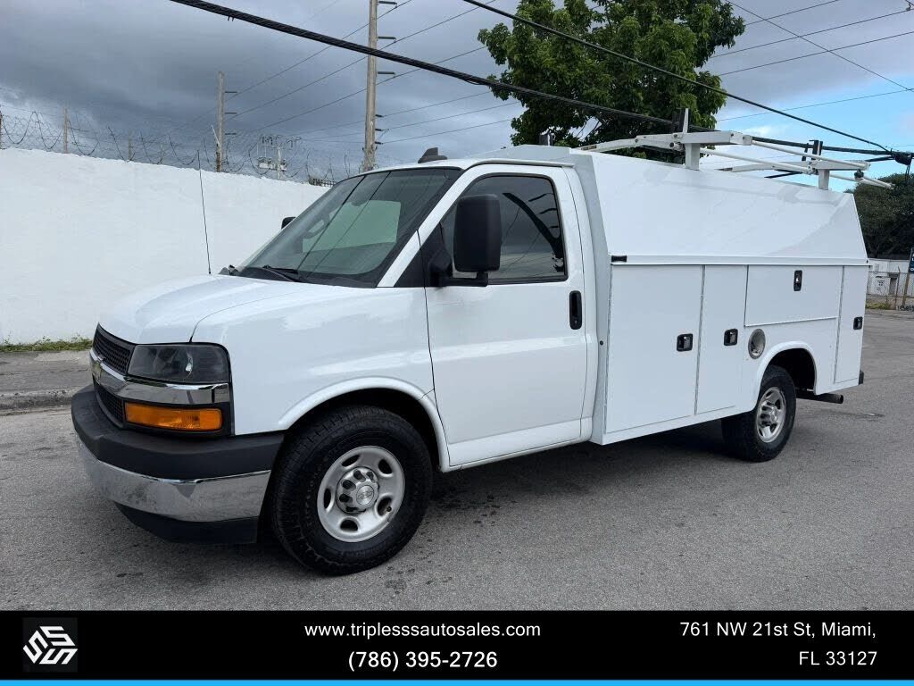 2020 CHEVROLET Express
