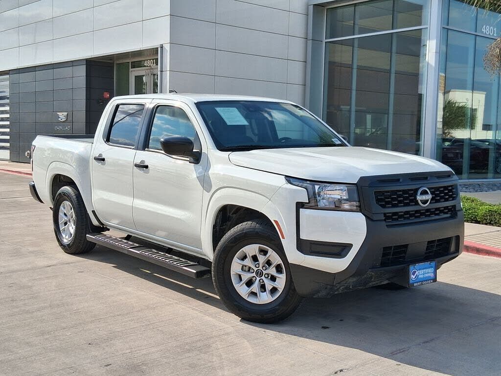 2025 NISSAN Frontier