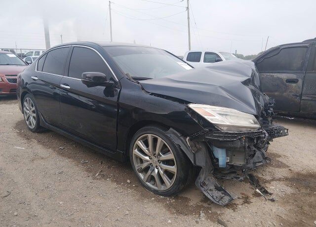 2017 HONDA Accord